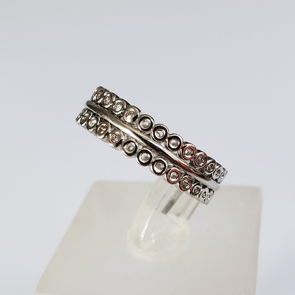 18k Stack Band - Picture 2 of 8